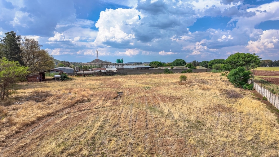 5 Bedroom Property for Sale in Rustenburg Rural North West